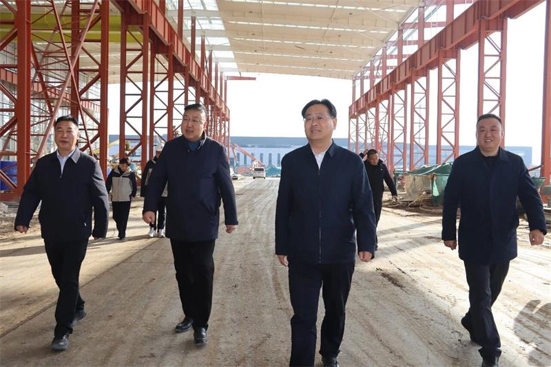 巩义市委书记、市长郭程明莅临明泰铝业慰问一线员工